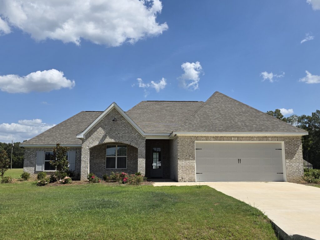 235 Lizzy Lane Brandon MS home for sale with large front yard